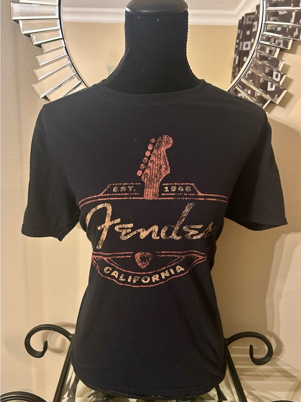 Fender Black Short-Sleeve Tee with Metallic Gold Graphic - Picture 3 of 5